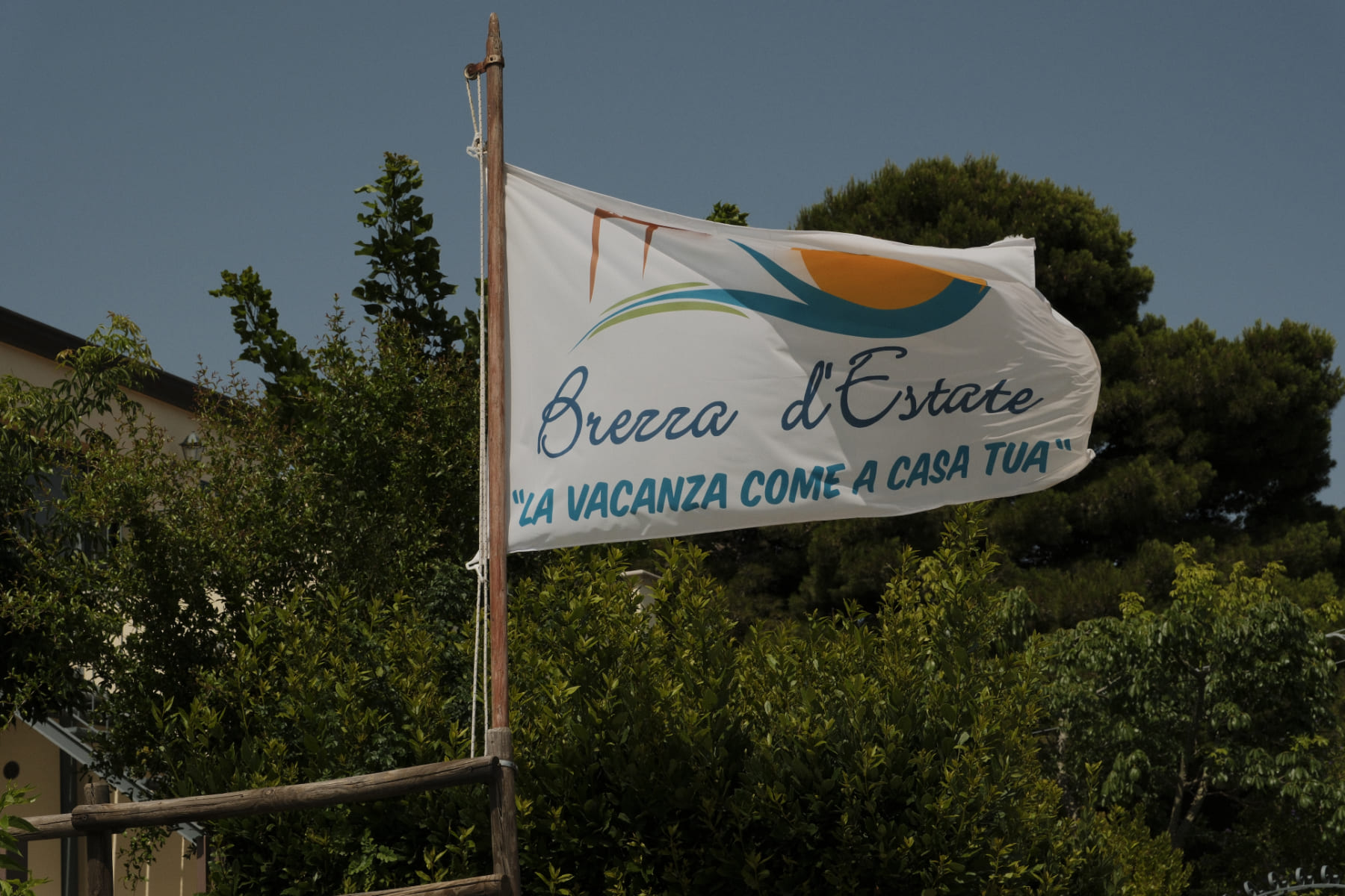 brezza d'estate flagge Brezza d'Estate © Siziliengeheimtipp 2026
